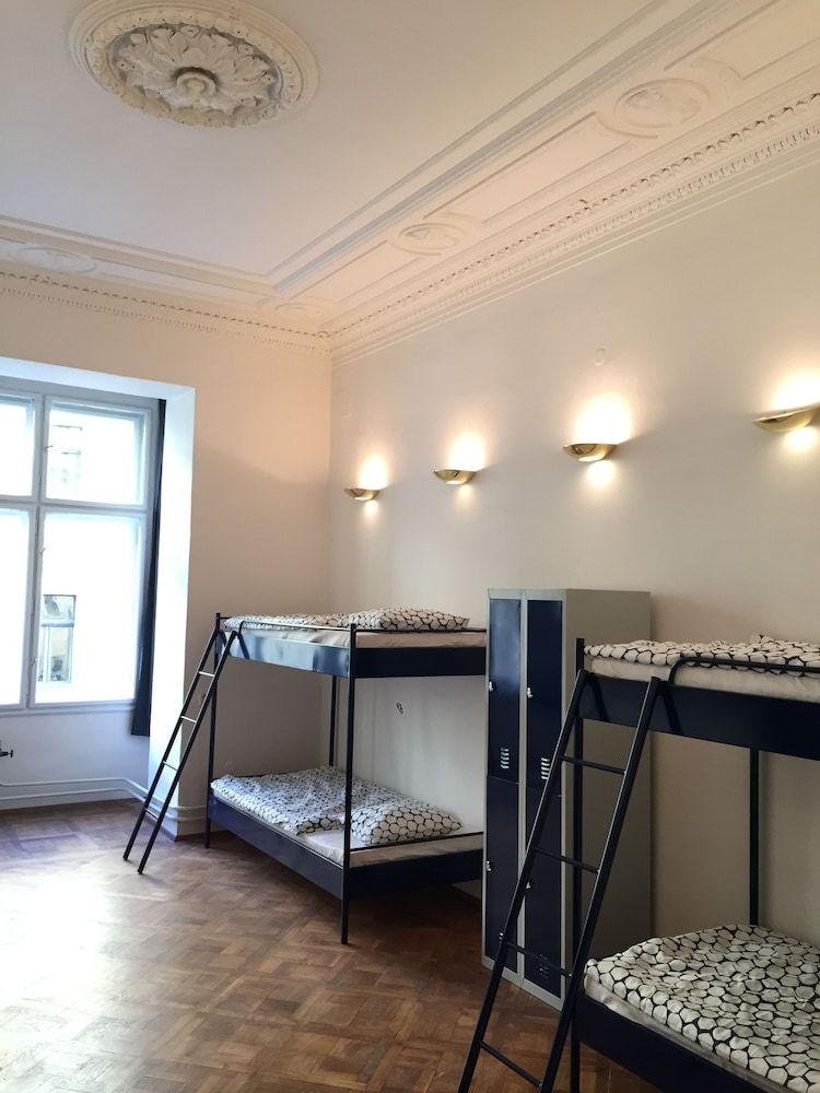 Hostal Cosmopole Hostel