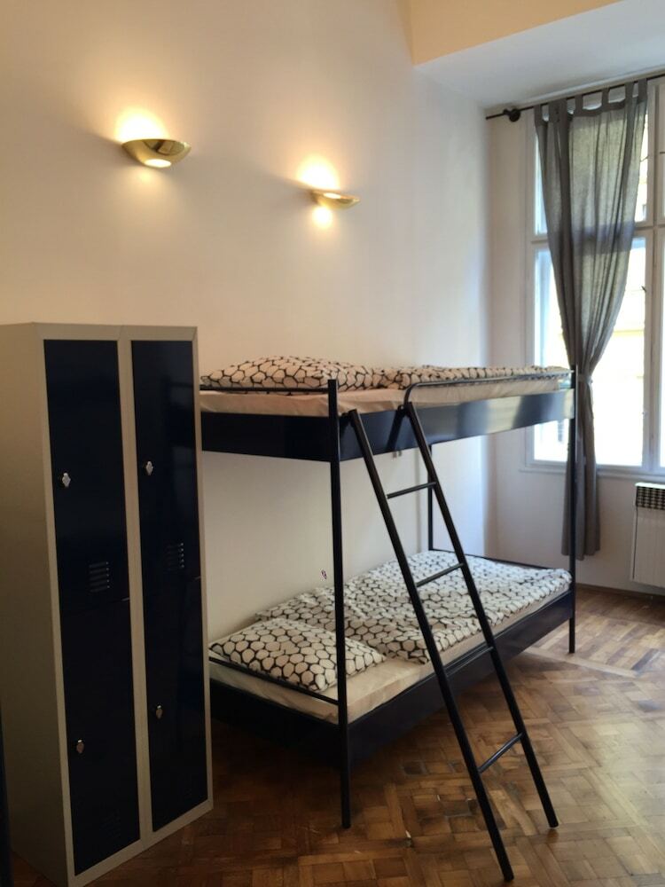 Hostal Cosmopole Hostel