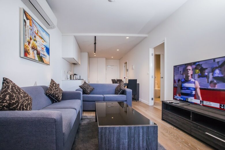 Spencer Street Apartments