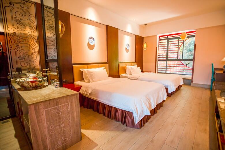 Hotel Yangshuo C.source West Street Residence