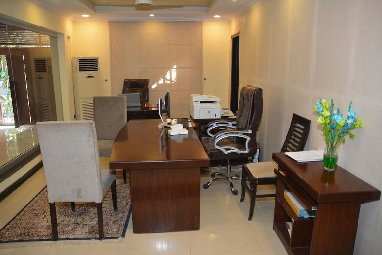 Shangrila Hotels & Resorts