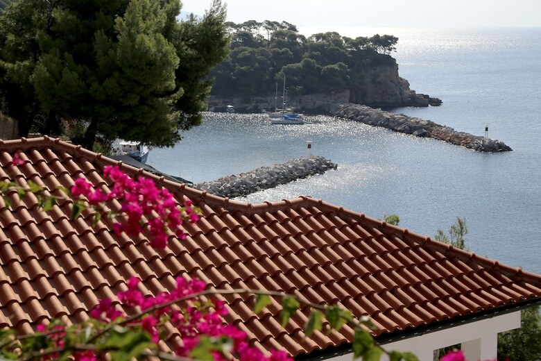 Aparthotel Yalis Hotel