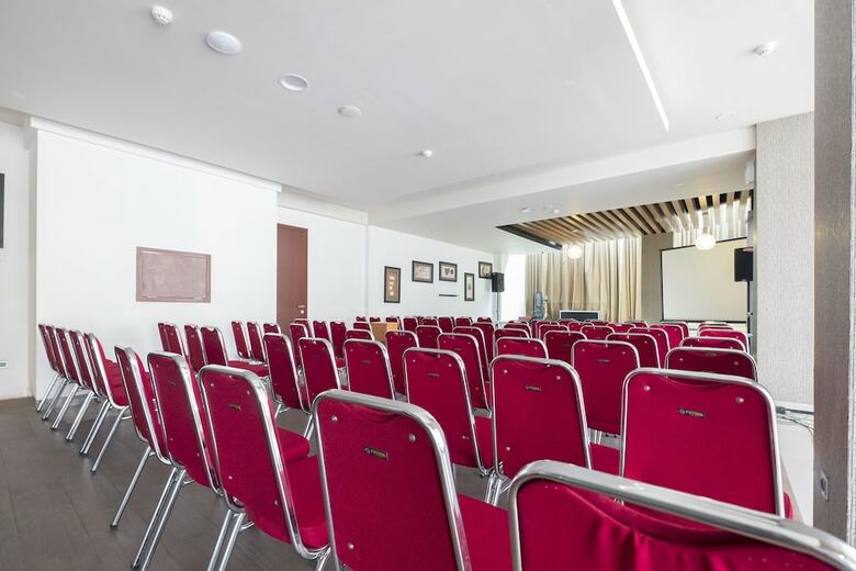 Oyo 1301 Hotel Grand Citra