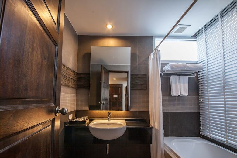 Nora Chaweng Hotel