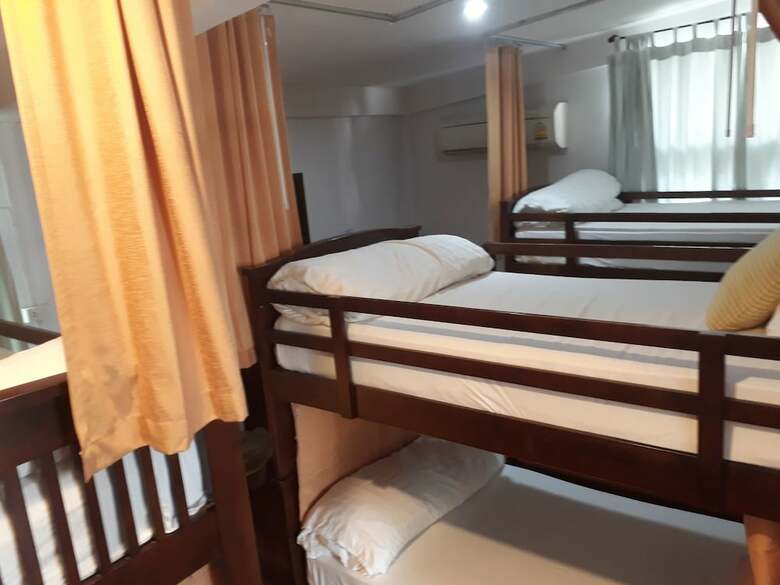 Hostal House23 Guesthouse - Hostel