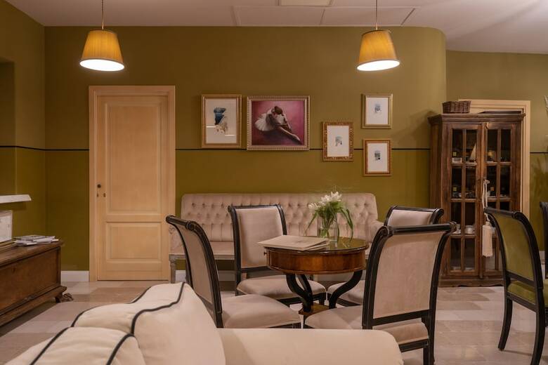 Hotel La Locanda Del Carrubo