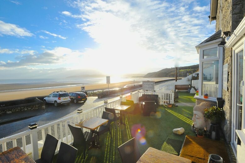 Bed & Breakfast Sea View Guest House