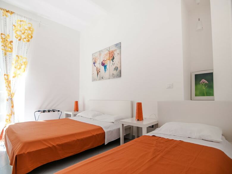 Hotel Speciale Guesthouse