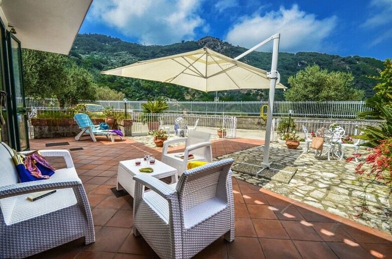 Villa Loto