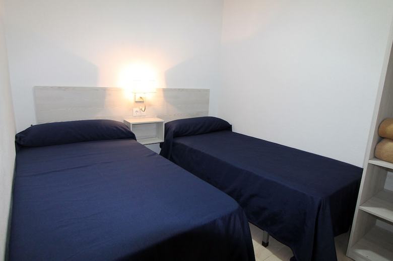 Apartamentos Ca�os Costa