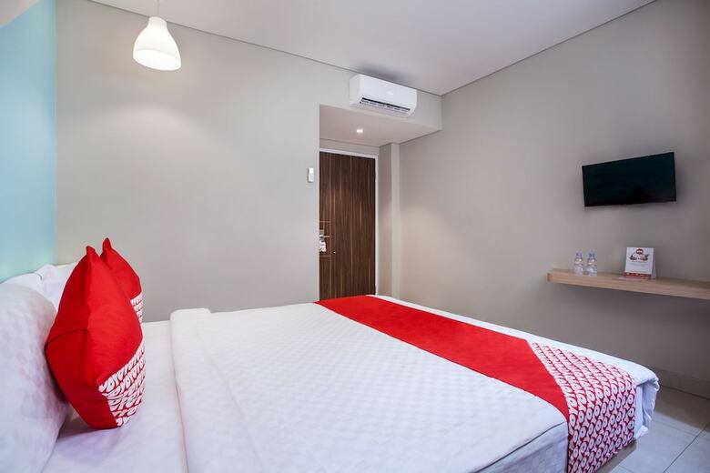 Oyo 101 Apple Platinum Hotel