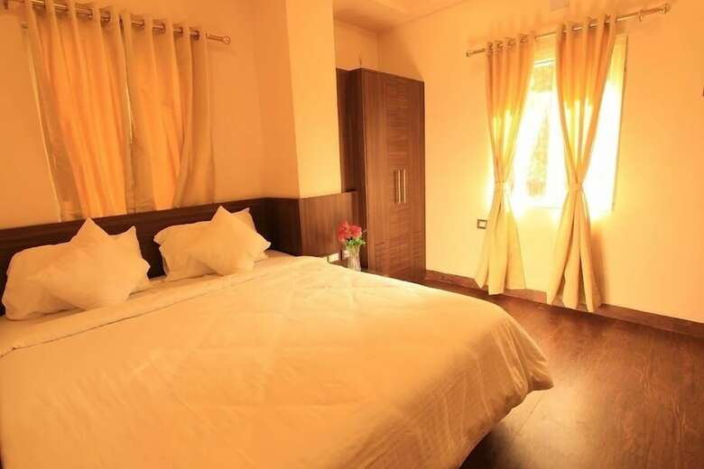 Chas Rajdarbar Hotel & Banquets