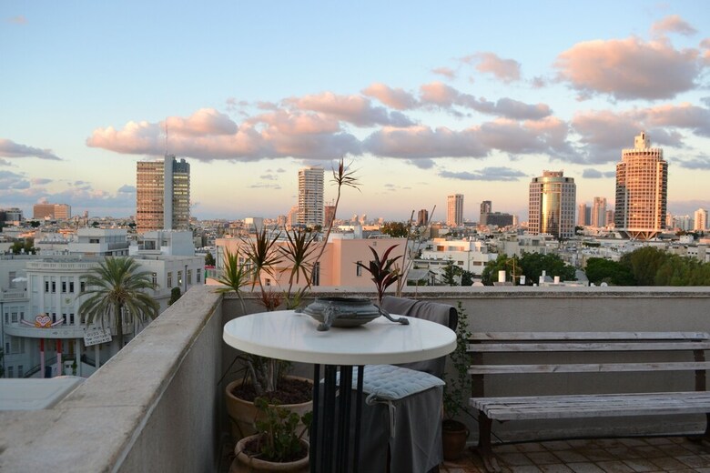 Apartamento 5min Walk Beach - Pkg -bialik Square Tl2