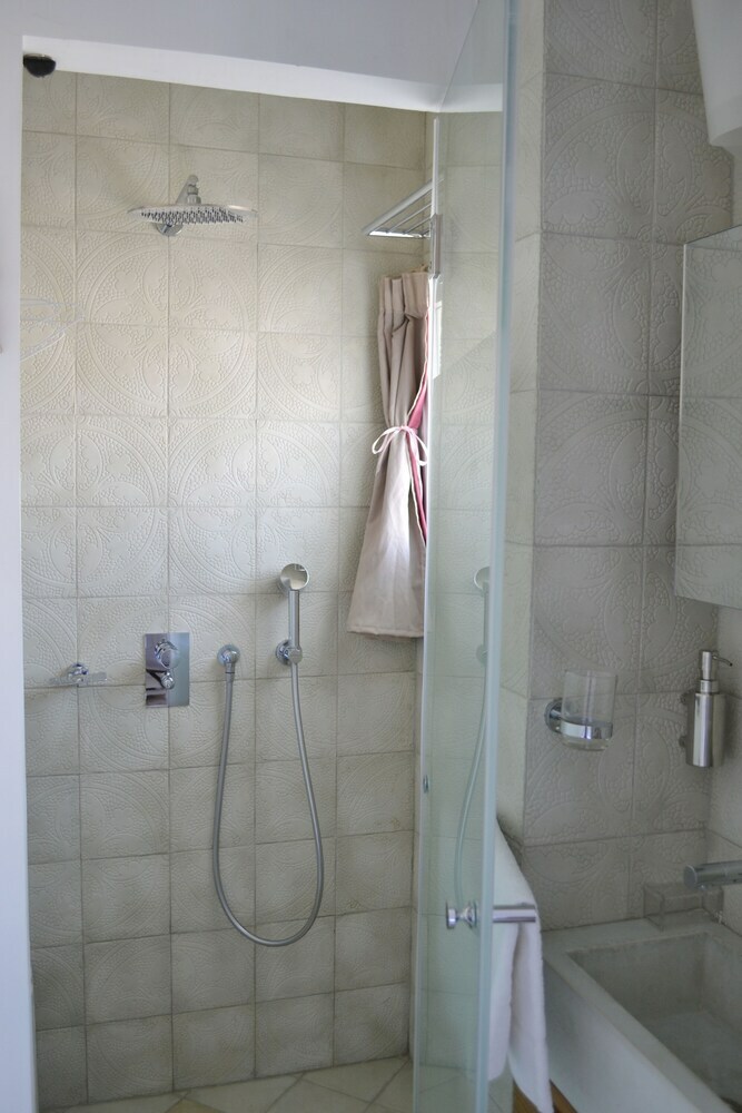 Apartamento 5min Walk Beach - Pkg -bialik Square Tl2