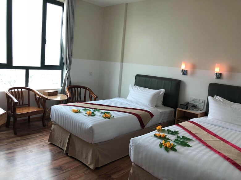 Gold Leaf Hotel
