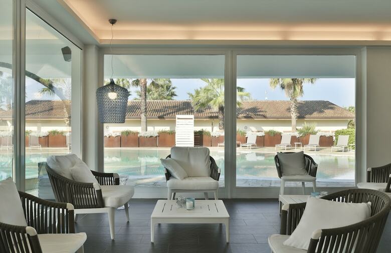 Paestum Inn Beach Resort