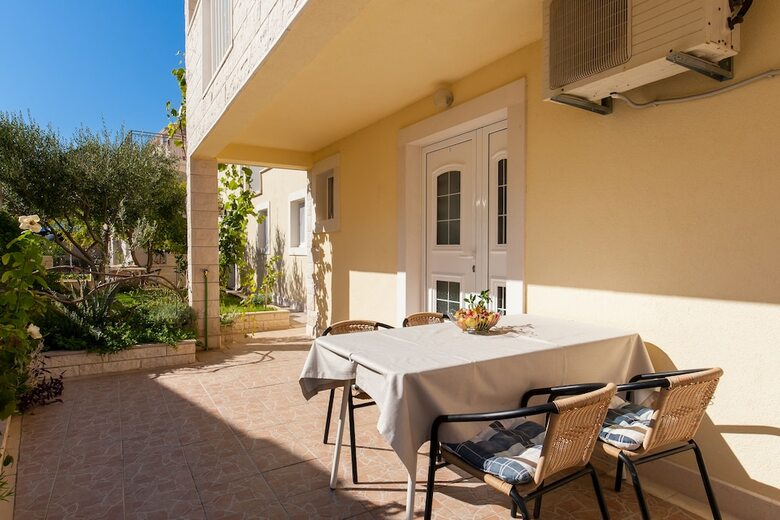 Ratac Apartments
