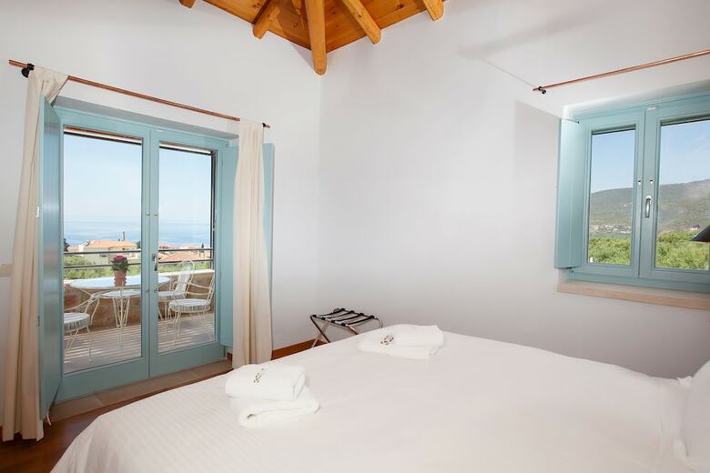 Apartamentos Lithos Guesthouse Kardamili