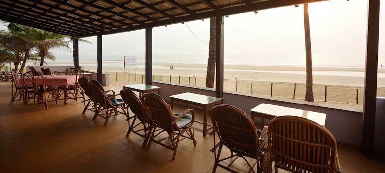 Hotel C'roque Beach Resort