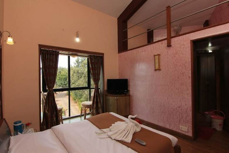 Hotel Mount View Executive  The Valley Resort