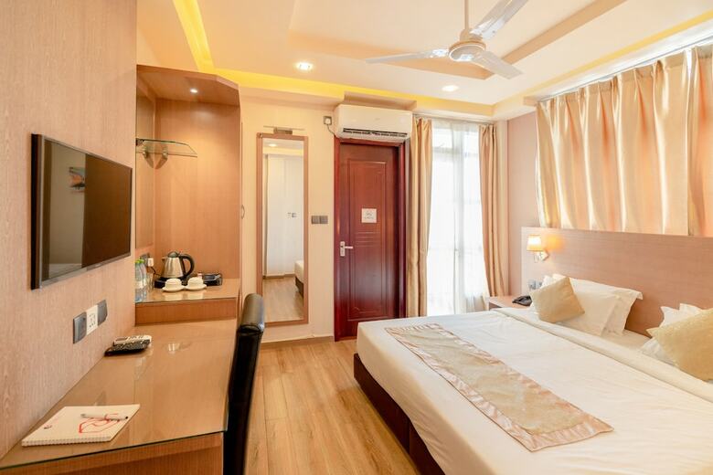 Hotel Three Inn
