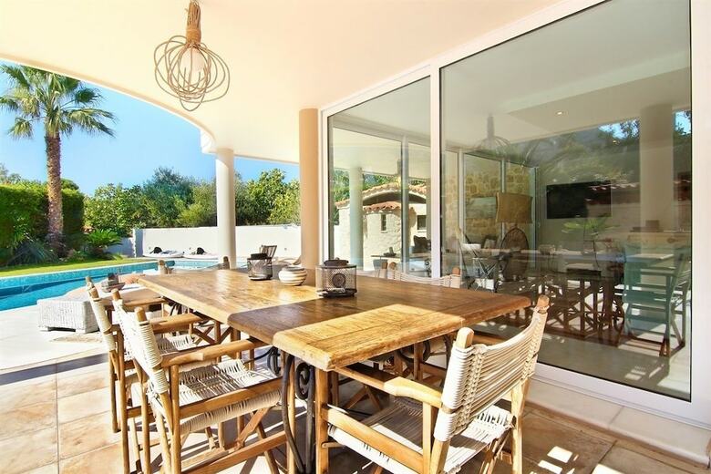 Luxury Villa Sea Melody