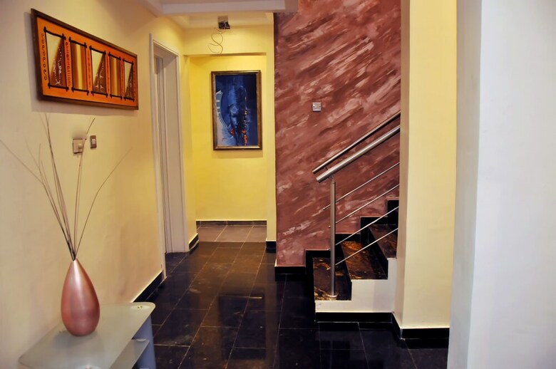 Box Residence Hotel & Apartment