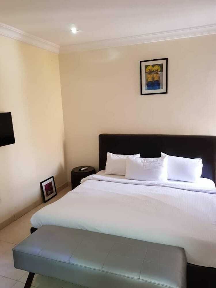 Box Residence Hotel & Apartment