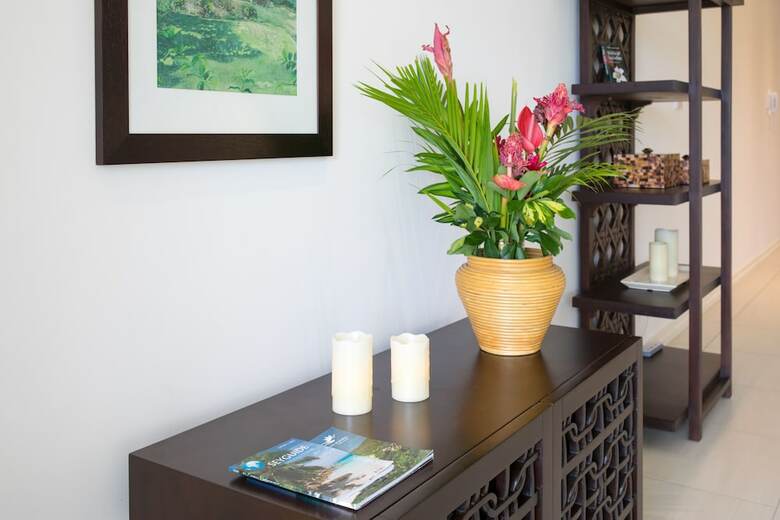 Eden Island Luxury Apartment