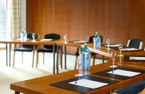 Maifeld Sport- Und Tagungshotel