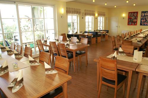 Hostal Fr�nkischer Gasthof Lutz