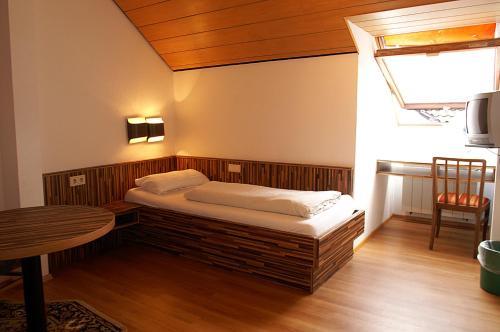 Hostal Fr�nkischer Gasthof Lutz