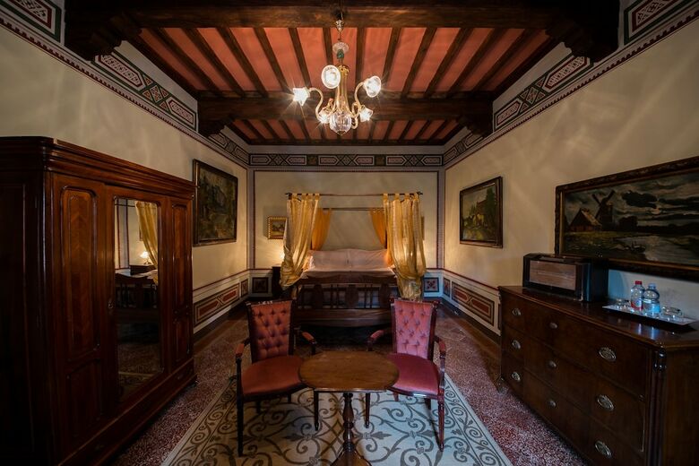 Hotel Castello Di Valenzano