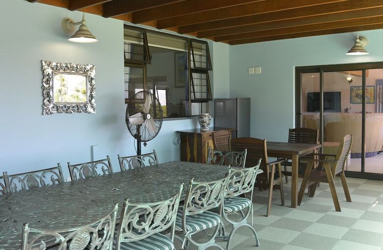 Hotel Ginaz Bnb