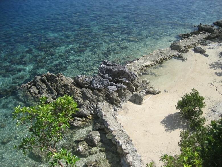 Hotel Iris Island Eco Resort