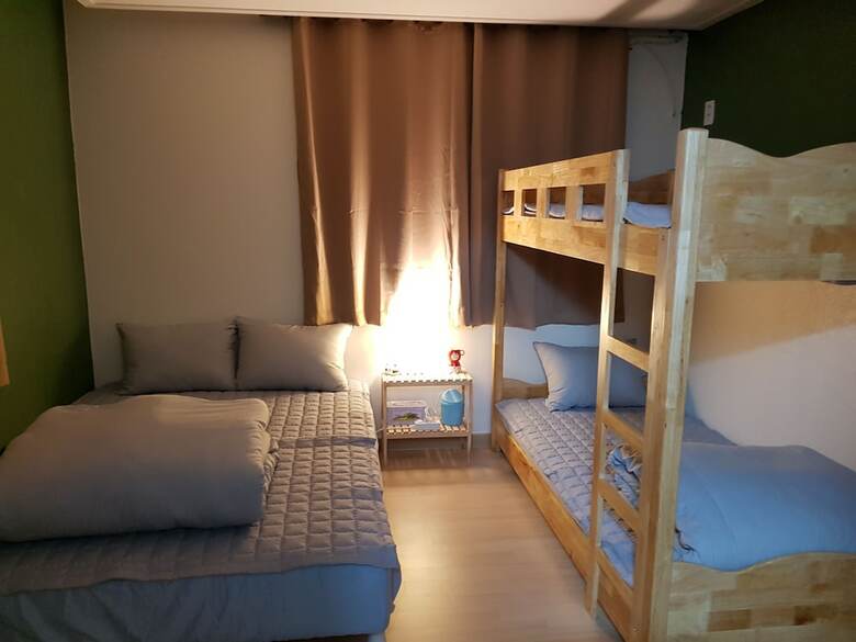 Hostal Buzz Guest House - Hostel