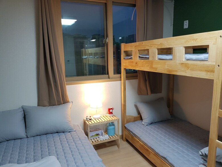 Hostal Buzz Guest House - Hostel
