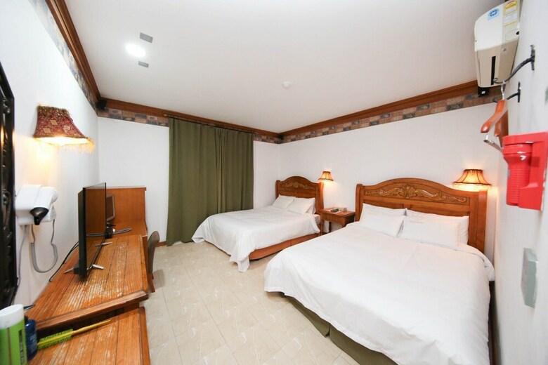 Suanbo Hotel Screen