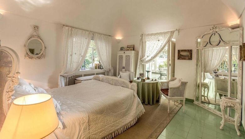 Villa Green Coral