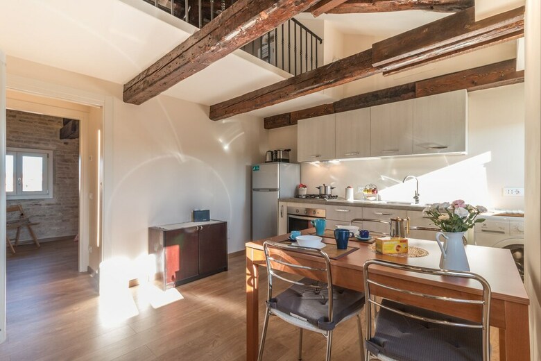 Apartamento Bright Sky Loft Ca' D'oro