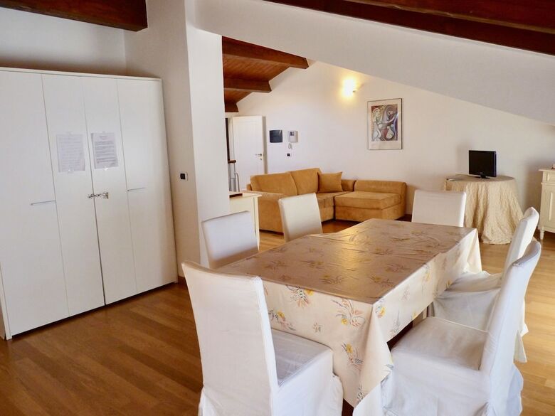 Apartamento Quart� Say�l
