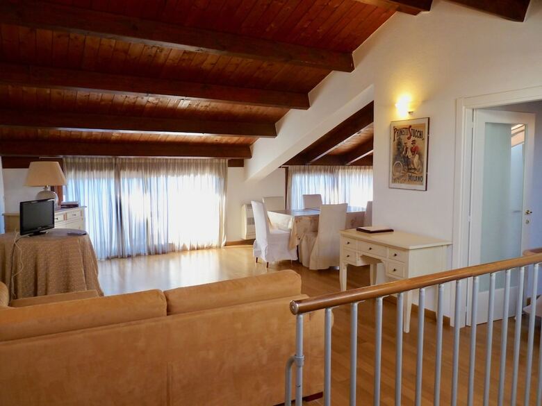 Apartamento Quart� Say�l