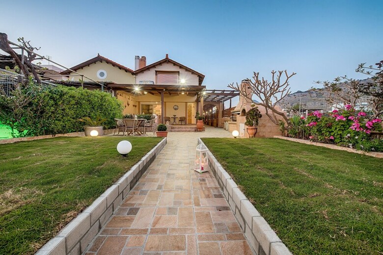 Villa Fay