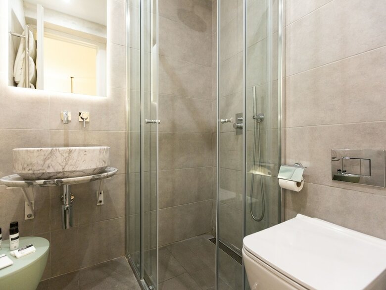 Hotel Merchant Suites