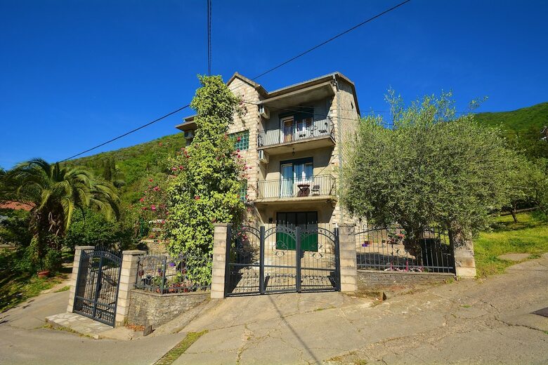 Apartments Dinko Zifra