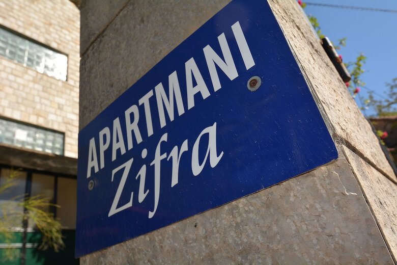 Apartments Dinko Zifra