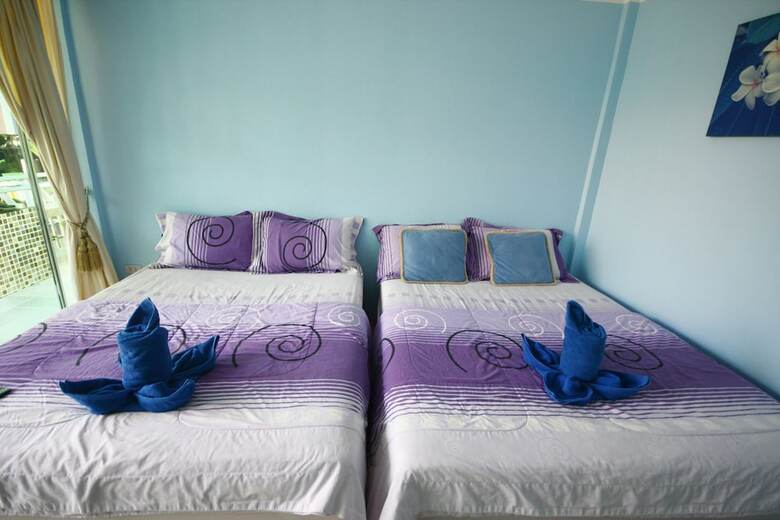 Hotel Baan Coconut At Koh Larn