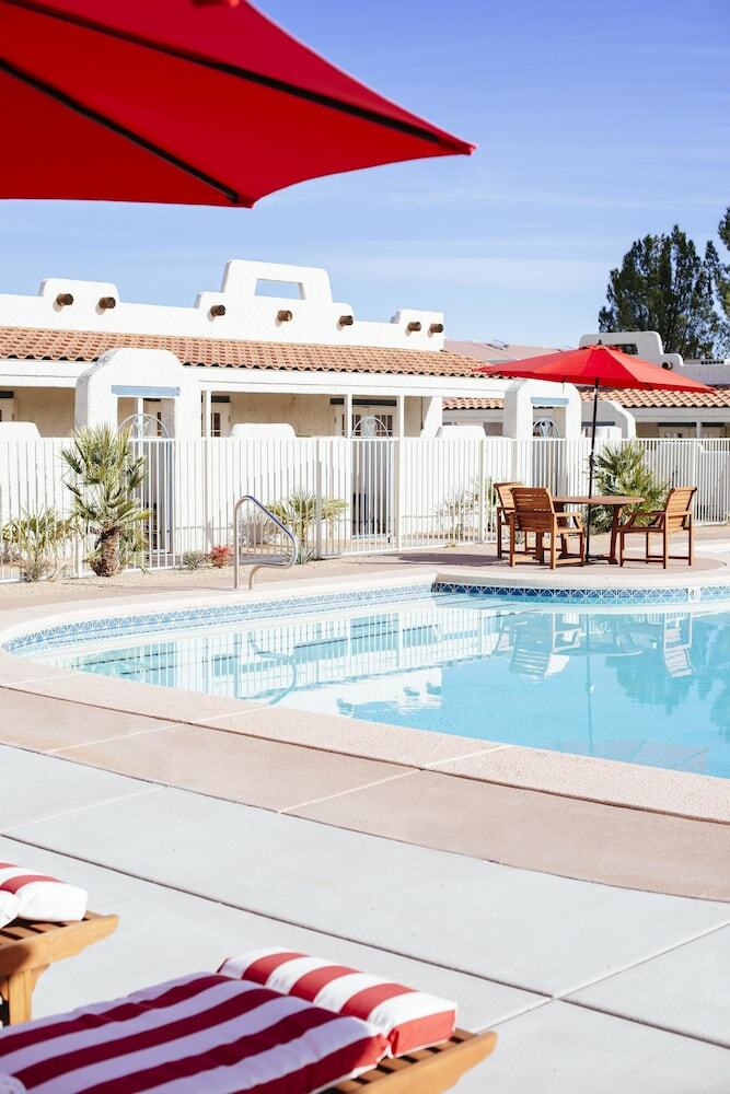 Hotel Amira Vacation Rentals