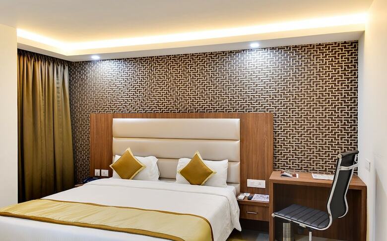 Hotel Holiday Residency