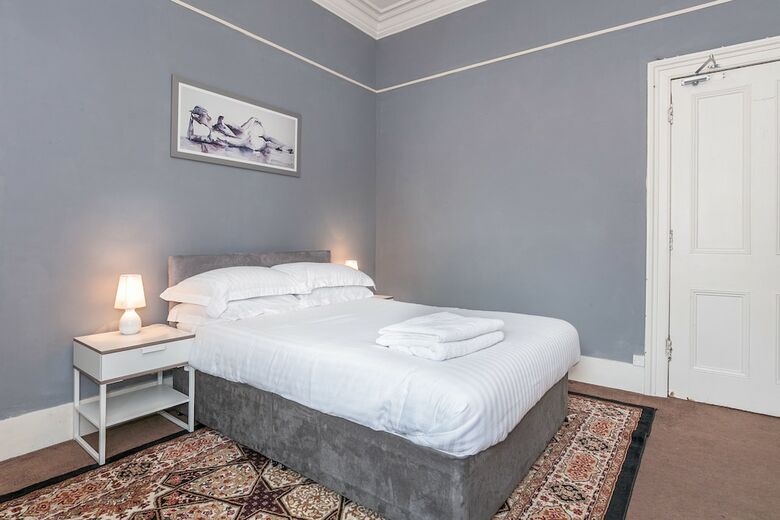 Edinburgh Victorian Luxury Apartment